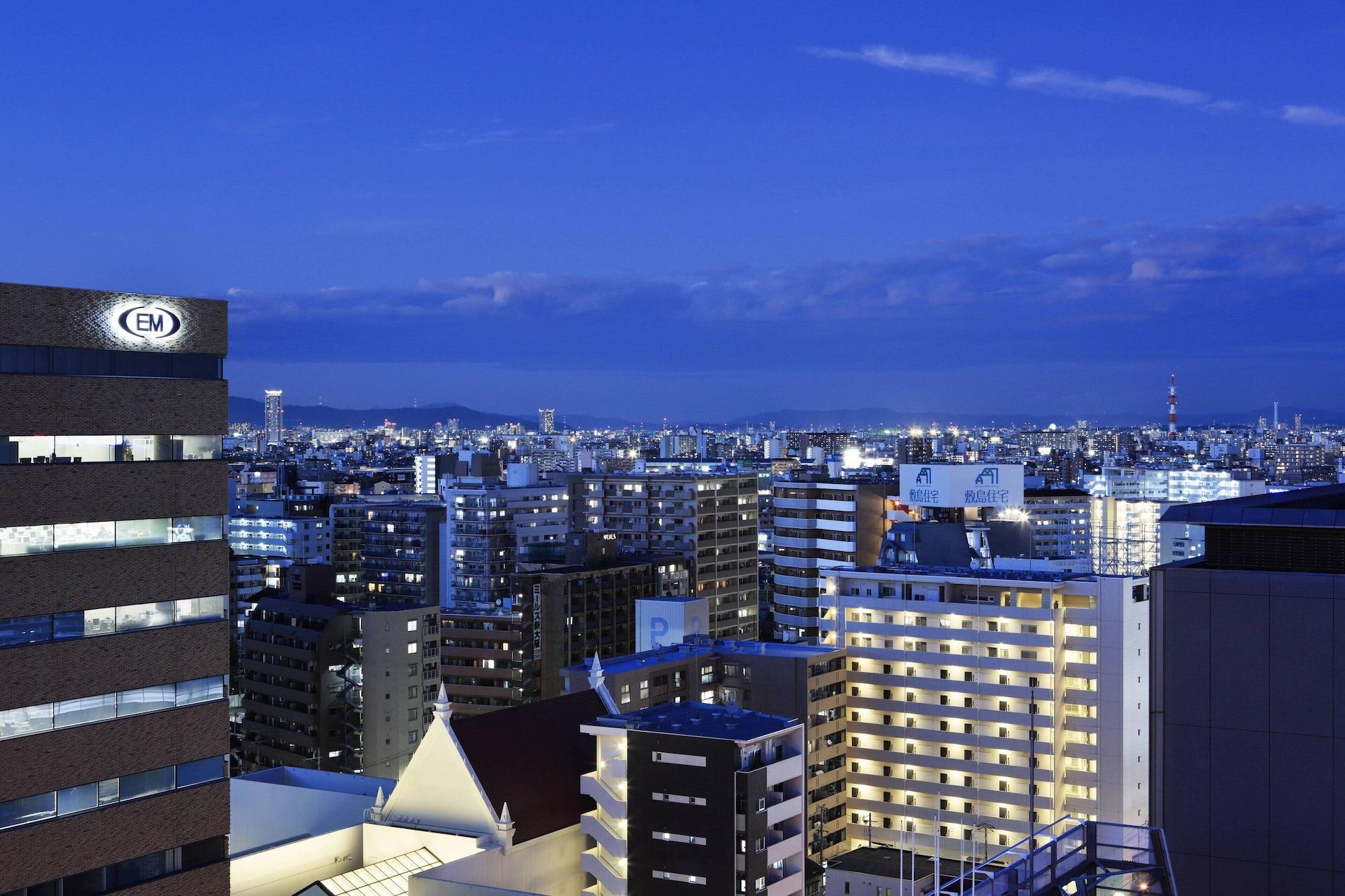 Отель Courtyard By Marriott Shin-Osaka Station Экстерьер фото